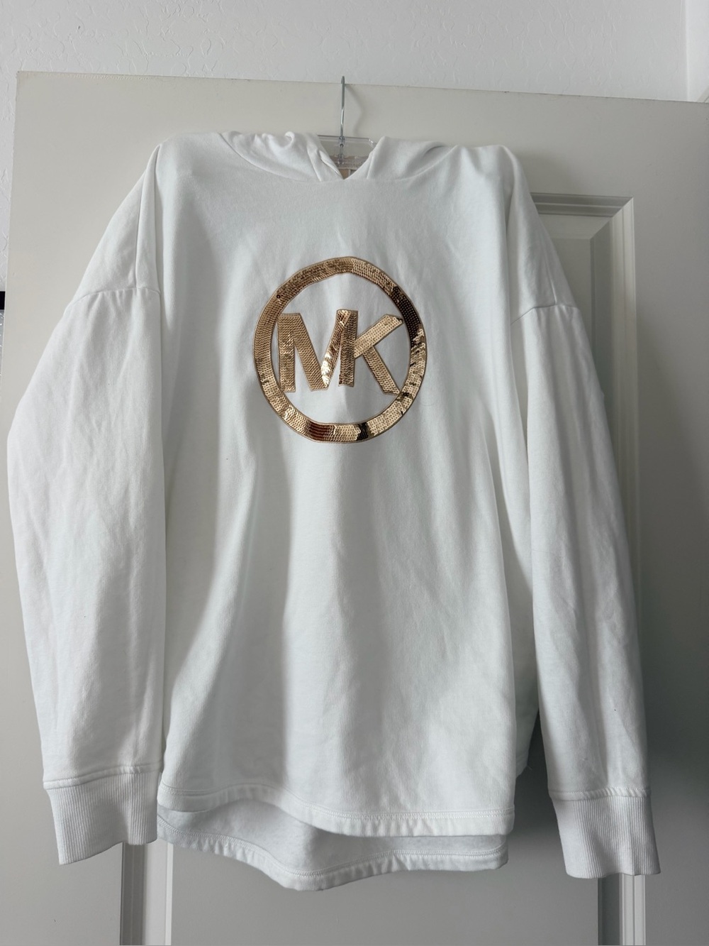 Michael Kors White Crewneck Sweatshirt with Gold MK Emblem